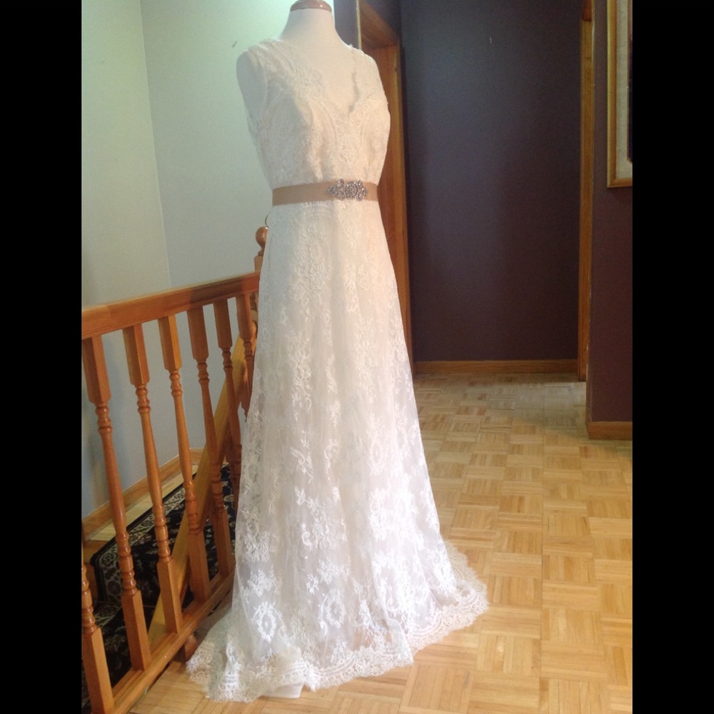 French chantilly/alenson lace gown